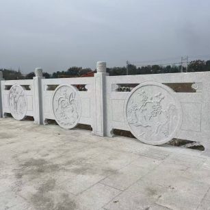 宁波芝麻白河道栏杆 石材栏杆