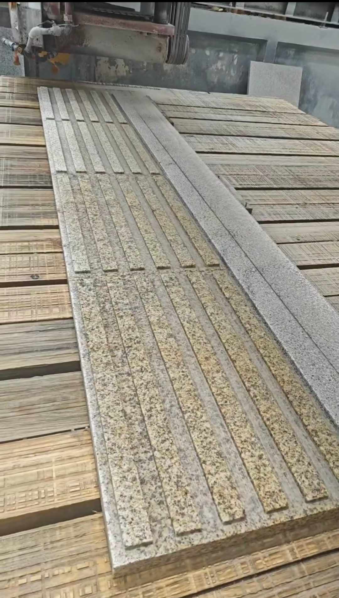 宁波黄金麻盲道石 盲条