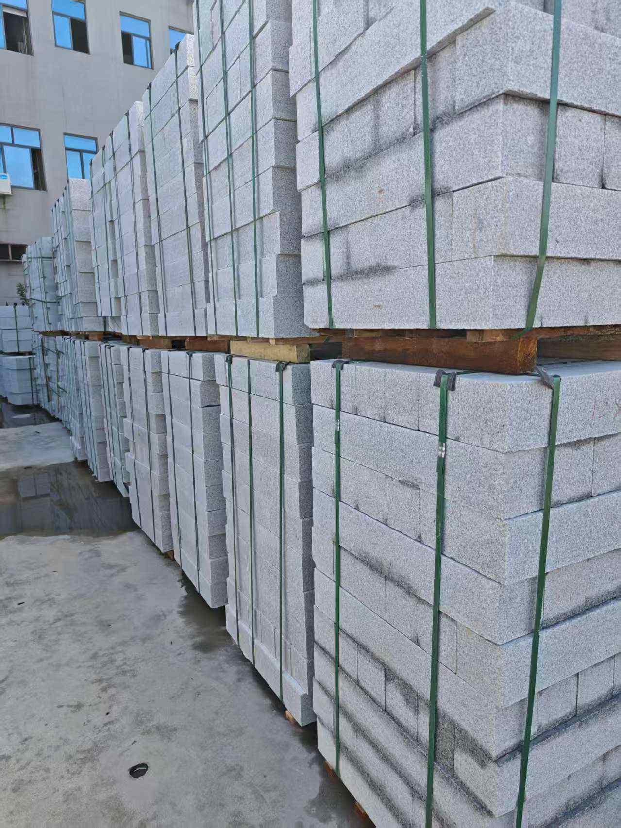 宁波芝麻白路牙石，路侧石